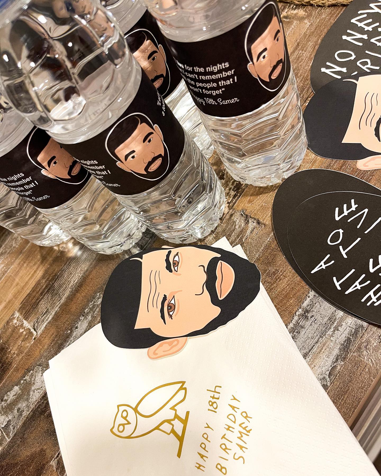 Custom-printed party favors
